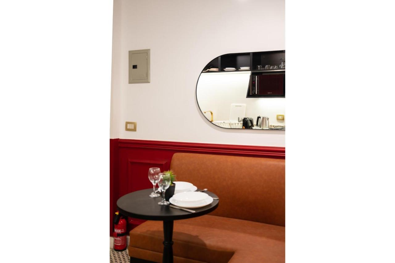 Appartement The Red-hot Retro 2bdr Cairo's Downtown Caïro