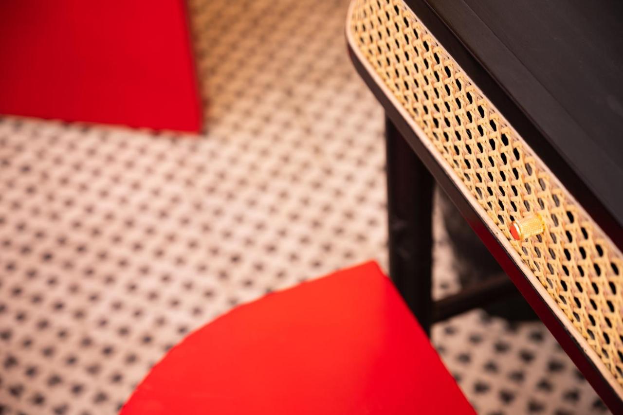 Appartamento The Red-hot Retro 2bdr Cairo's Downtown