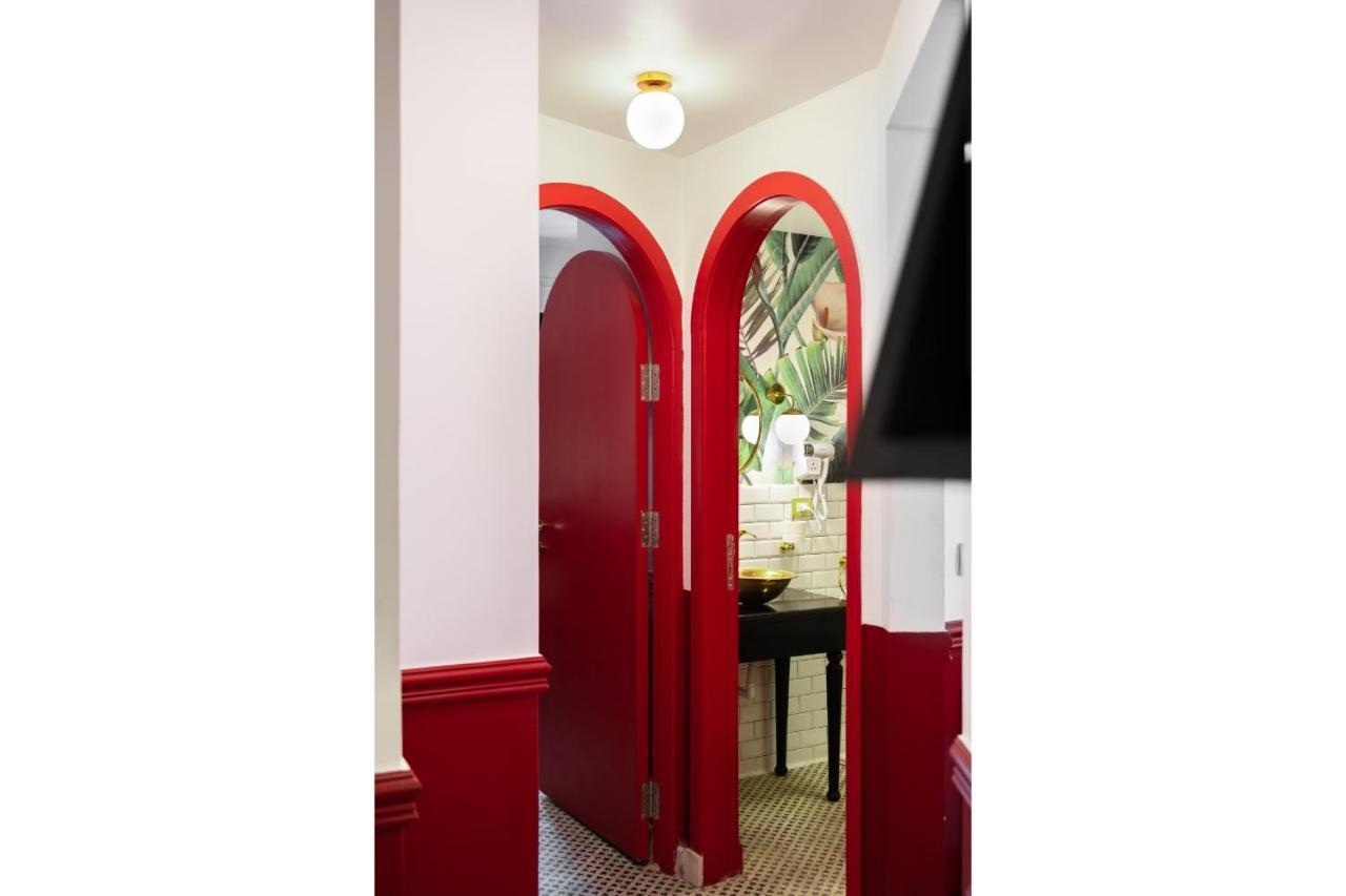 The Red-hot Retro 2bdr Cairo's Downtown Appartement Caïro