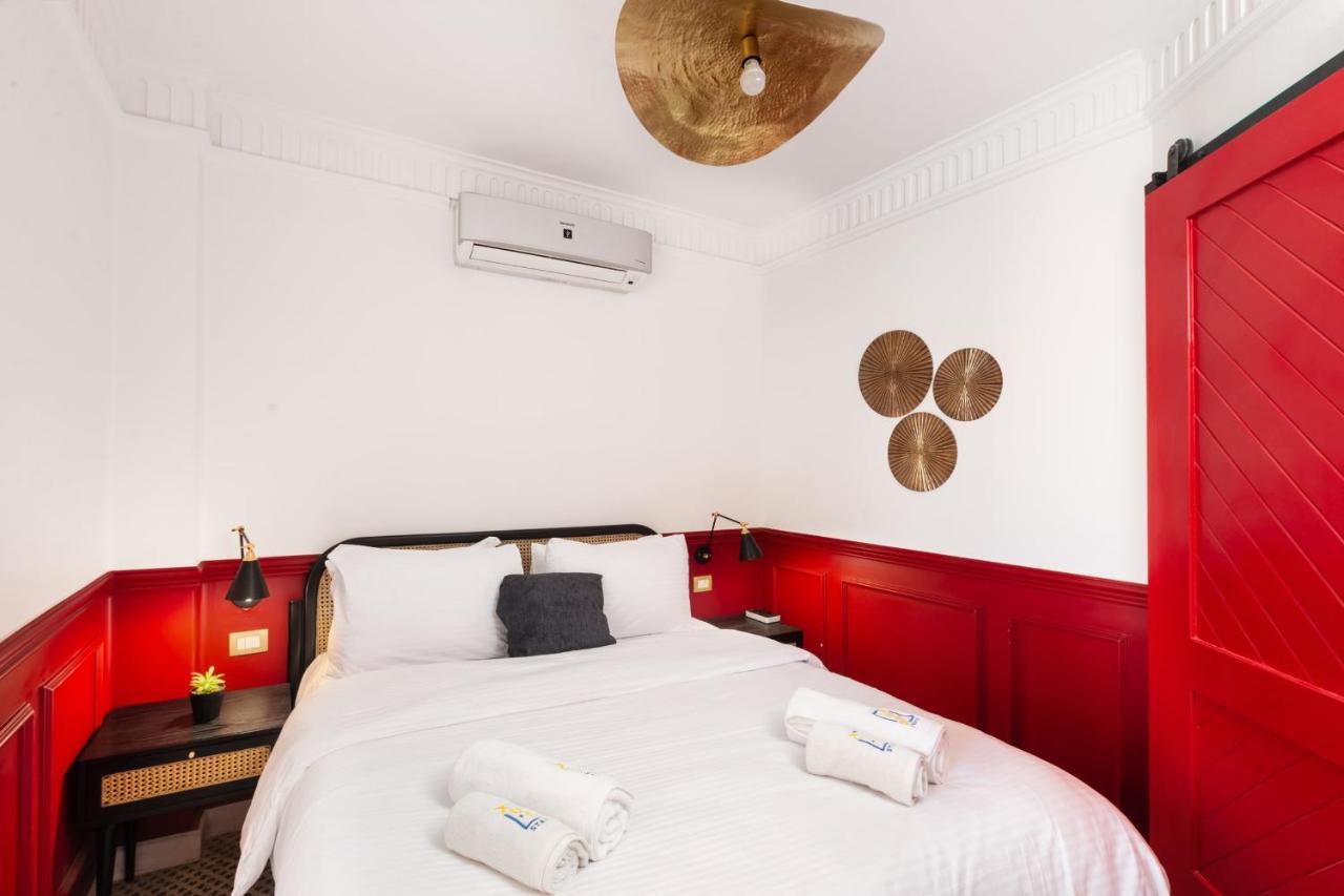 The Red-hot Retro 2bdr Cairo's Downtown Appartement *