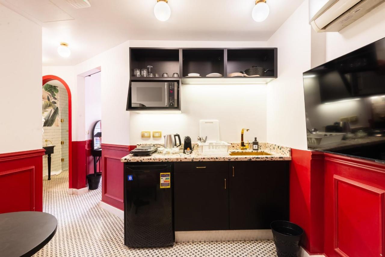 Appartamento The Red-hot Retro 2bdr Cairo's Downtown